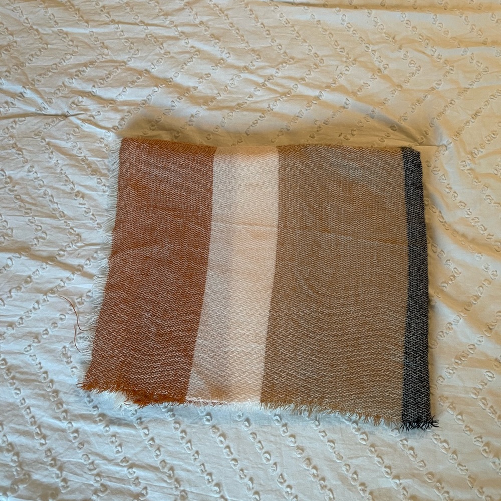 Women’s Blanket Scarf